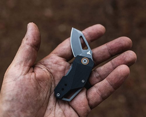 The Berm Clip Point Flipper Knife Feels Right at Home on Your Key Ring