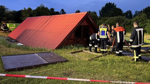 Hütte bei Unwetter eingestürzt: 14 Verletzte - Frau in Lebensgefahr! | wetter.de