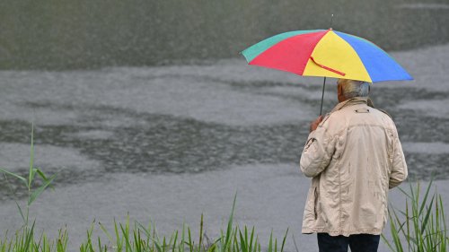 Wetterbericht für den 03.10.2023: Regen, Gewitter und Unwettergefahr. Im Süden und Osten noch Sommerwetter. | wetter.de