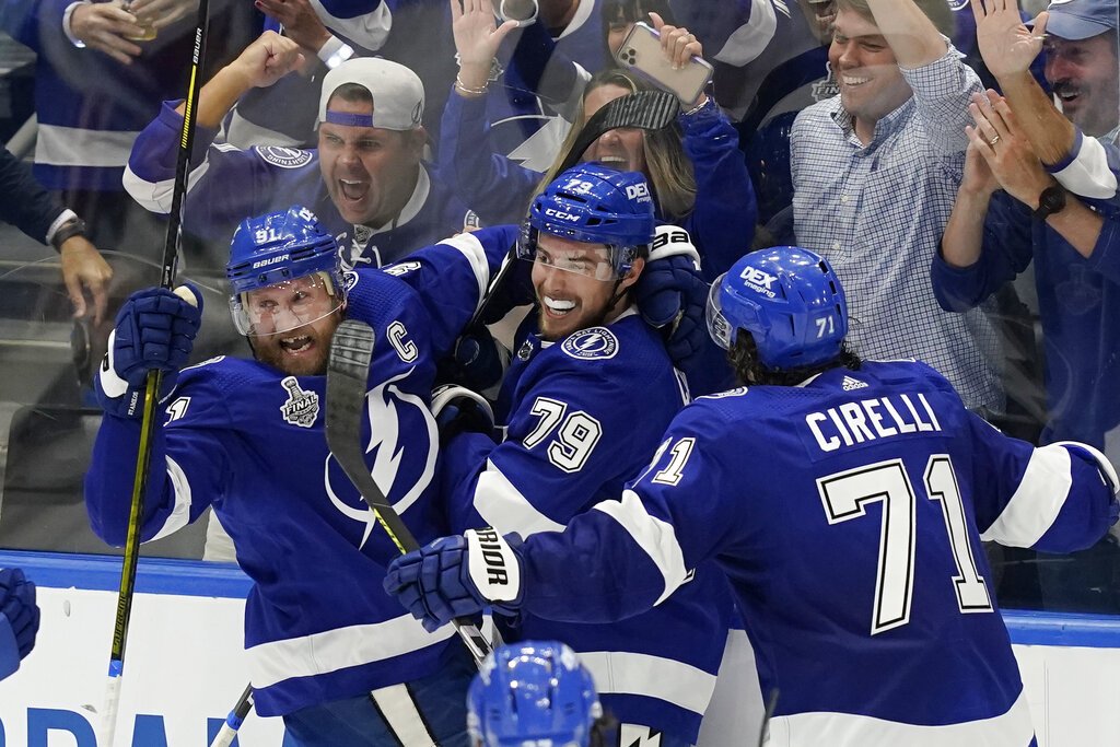Fans celebrate Lightning’s back-to-back Stanley Cup win