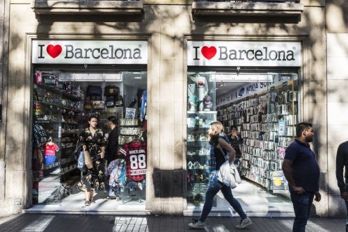 What NOT to Do in Barcelona – 21 Common Tourist Mistakes to Avoid! - What to Do in Barcelona & Beyond