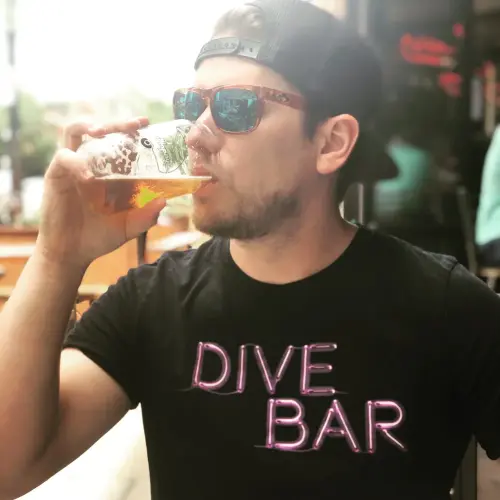 Koe Wetzel On The Perfect Dive Bar: “Budweiser Heavy, Nothin’ But Marlboro Reds, & F*cking Listen To The Greatest Country Music Ever”