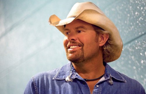 20 Years Ago Today, Toby Keith Released His 9th Studio Album ‘Honkytonk University’