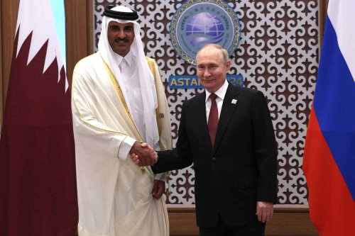 After Trump’s Qatar G(r)ift: Russia Offers to Remake White House IT System