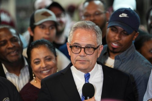 Larry Krasner wins Philly DA primary, beating challenger who eclipsed him in campaign contributions and endorsements