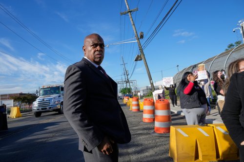 What to know about the Newark mayor’s arrest at an immigration detention center