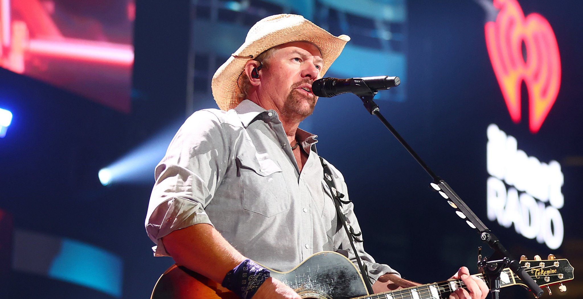 Toby Keith's Hometown And Fans Pays Tribute To Late Singer on 4th of July