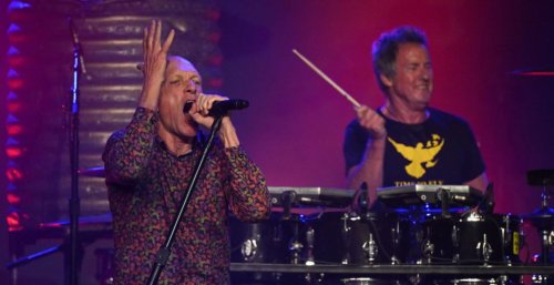 Rock Star Says He's Underwent Almost Every Cancer Treatment Available