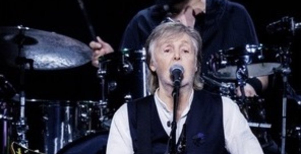 Paul McCartney Had The Most Heartwarming Response To Vince Gill Singing Beatles Classic
