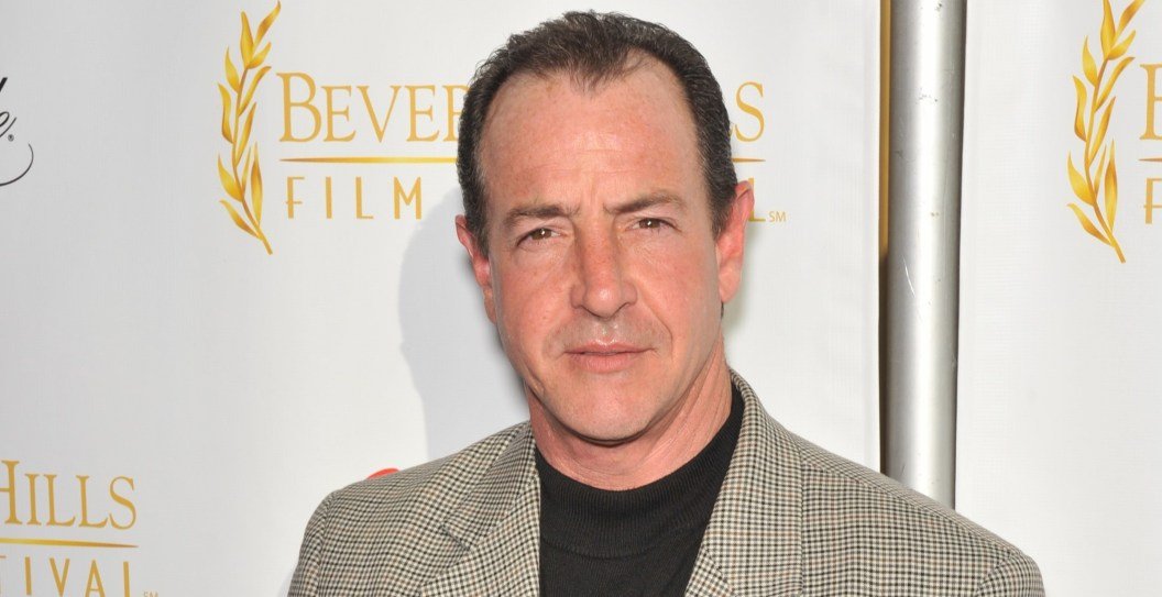 Lindsay Lohan's Father Will Be Behind Bars For A While After Arrest