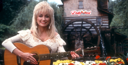 Dolly Parton Shared the Recipe for Dollywood's Delicious Cinnamon Bread Just in Time for the Holidays