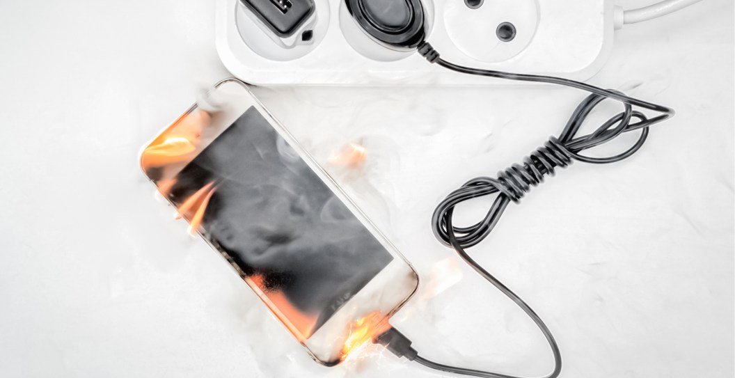 Woman Experiences Severe Burns After Phone Exploded In Her Back Pocket