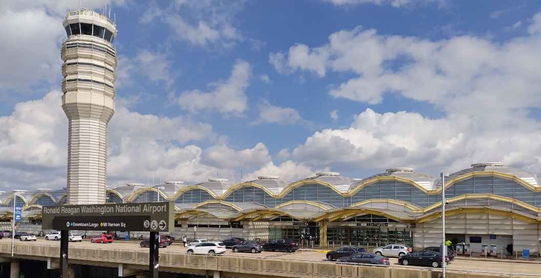 Multiple False Midair Collision Alerts Sent To Multiple Flights Near Reagan Airport After Deadly Crash