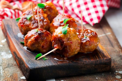 How To Make The Best BBQ Meatballs Ever