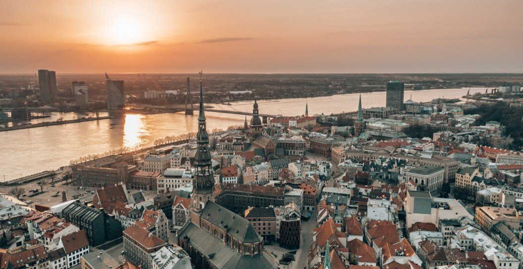 Solo Traveler Has The Worst Buyer's Remorse After Booking 7 Week Trip To Europe