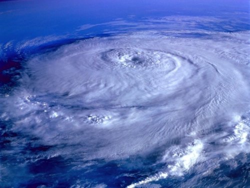 Gov. Lee Authorizes 1200+ Emergency Responders to Florida for Hurricane Ian