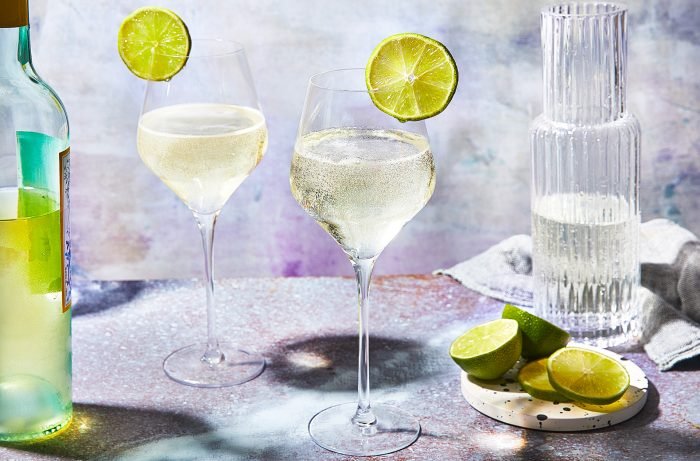 This White Wine Spritzer Is the Perfect Low-Alcohol Drink