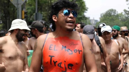 Mexicos First Naked Day March Leaps Forward To Normalise Nudity