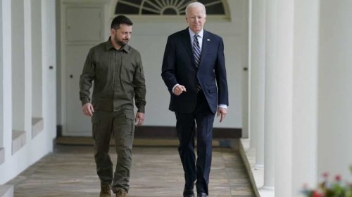 Zelensky meets Biden, get aid package but warns Kyiv could lose if funding is cut