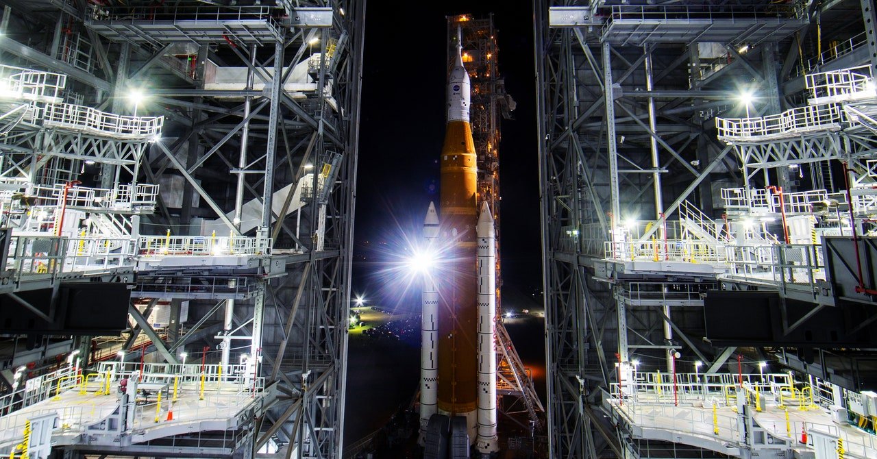 What Caused NASA's Moon Rocket Launch Delay?