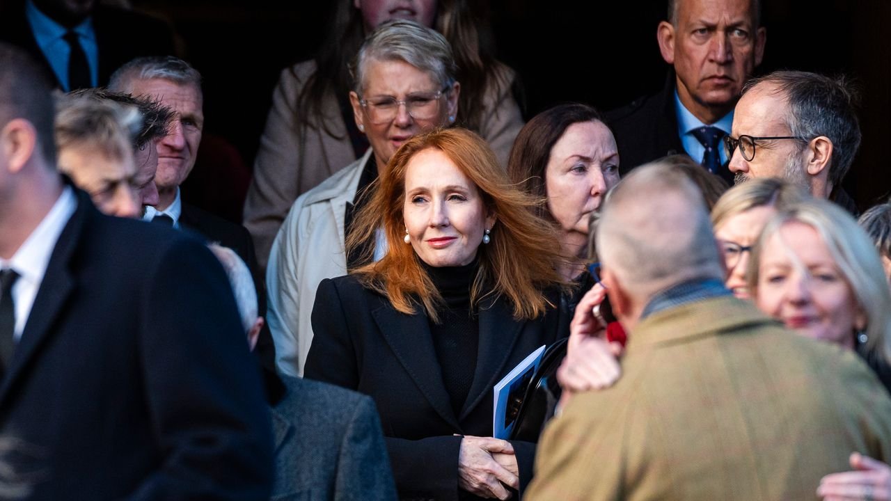 Perché J.K. Rowling è stata decisiva per la sentenza britannica sulle donne transgender