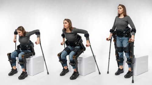 Twin, l'esoscheletro che permette alle persone paraplegiche di camminare