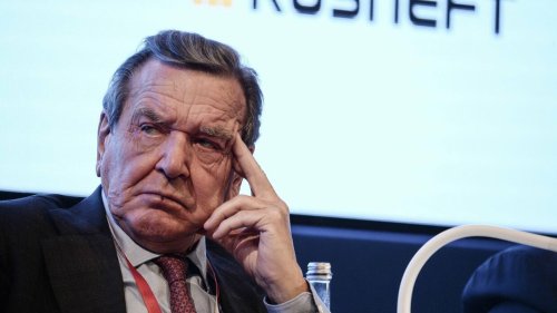  Schröder verklagt Bundestag wegen Verlustes seiner Sonderrechte