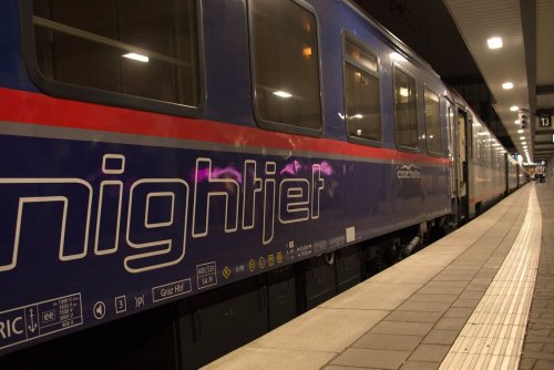 Im ÖBB-Nachtzug nach Wien: Ist das noch menschenrechtskonform?