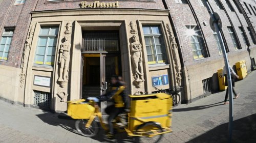 Post und Telekom haben noch Tausende Beamte