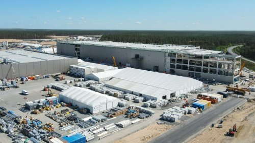  Tesla stellt Antrag auf Erweiterung mit Güterbahnhof in Grünheide