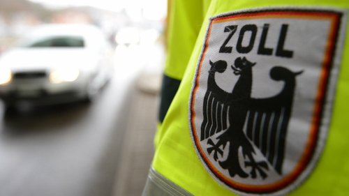  Jetzt sollen 500 Zollbeamte die deutsche Grenze gegen illegale Migranten schützen