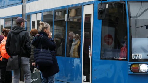  Verkehrsunternehmen: 49-Euro-Ticket kommt wohl erst im Mai