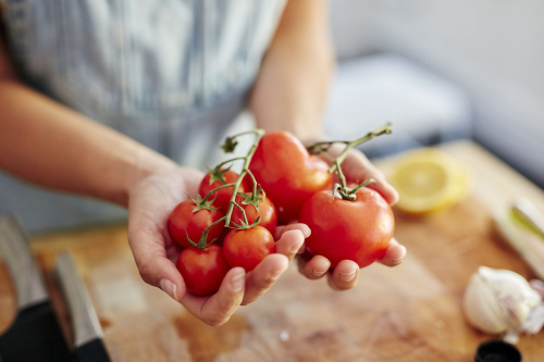 Tomatoes provide major gut health benefits, study finds