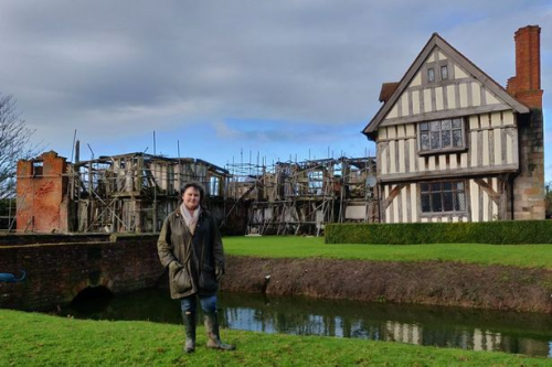 Could the Holy Grail and Ark of Covenant be located under an English house?
