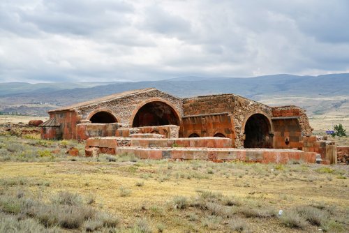 Aruch Caravanserai | Armenia | Travel to the Cultural Treasure