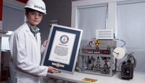 Kid builds a nuclear fusion reactor at home -- he's only 12 years-old