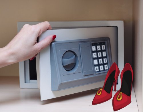 Hotel-Hack: Warum du einen Schuh in den Safe legen solltest, wenn du reist
