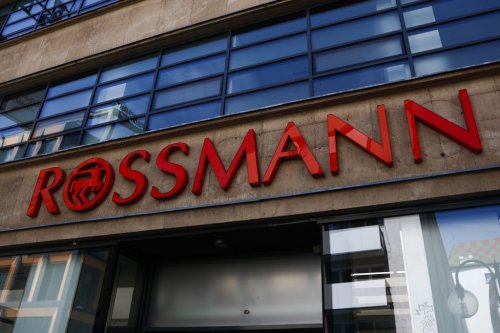 Isana: Wer steckt hinter der beliebten Rossmann-Marke?