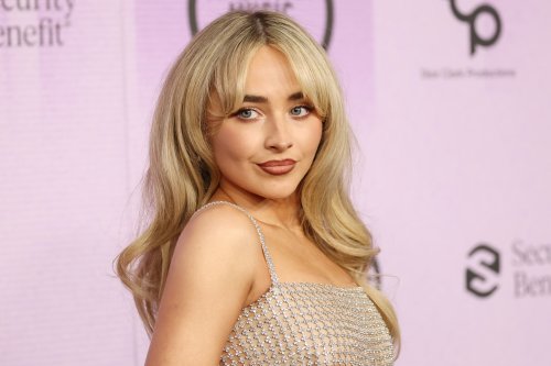 Star Style: Sabrina Carpenters perfekter '90s-Lip-Look bei den AMAs