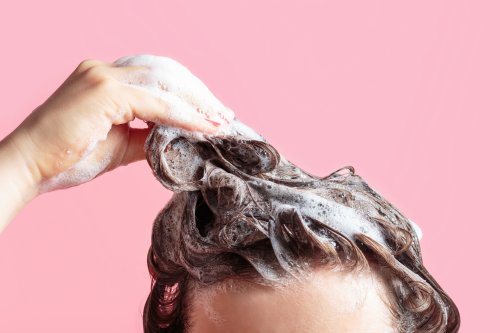 Haare waschen: Das passiert, wenn du es täglich machst