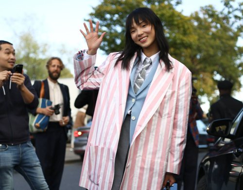 Sommerfarbe Rosa: So kombinierst du die Trendfarbe stilsicher
