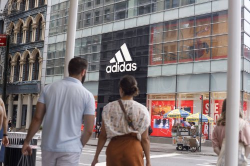 Adidas: Der verrückte Grund für die drei Streifen auf dem Adidas-Logo