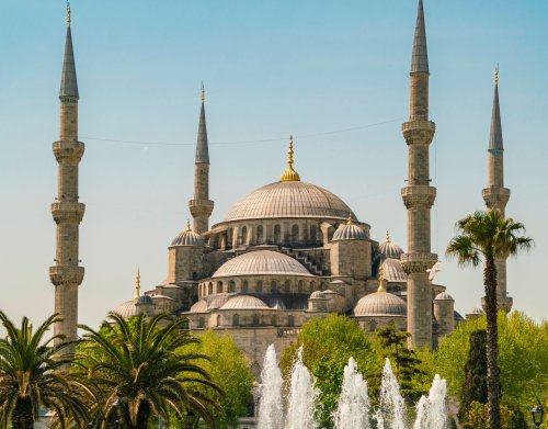 Darum solltest du zum Haareschneiden & Tee trinken nach Istanbul