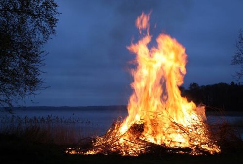 Trockenheit führt zu Waldbränden