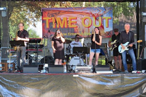 Band "Time Out" begeistert mit Picknickkonzert