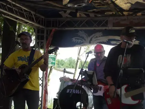 STONEHENGE LIVE an der Beachbar
