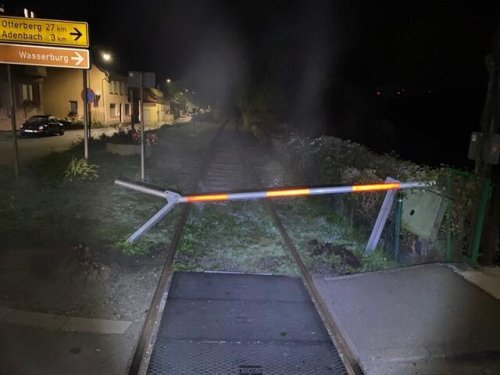 Odenbach: Schranke der Draisinen-Strecke beschädigt