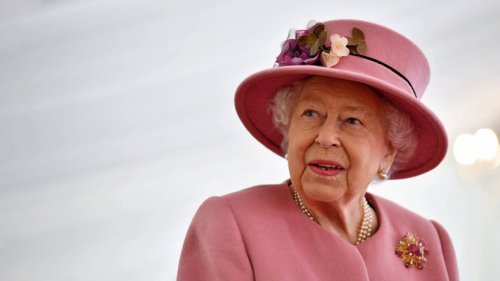 Queen sagt Reise ab: Wie krank ist die Königin wirklich?