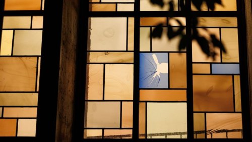Fenster von Synagoge in Hannover an Jom Kippur beschädigt