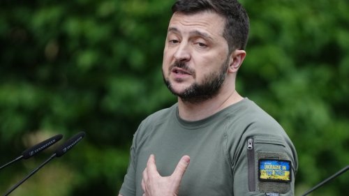 Ukraine-Krieg Liveblog: Selenskyj mit Ansage Richtung Russland ++ Lyssytschansk gefallen